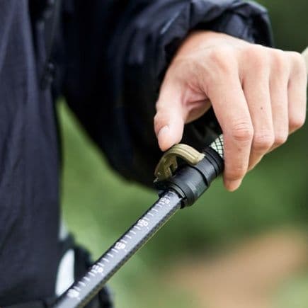 登山の杖 超軽量三段式カーボン登山杖