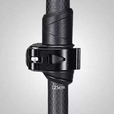 登山の杖 超軽量カーボン製五段折りたたみ登山杖