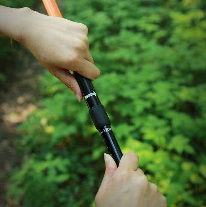 登山の杖 軽量伸縮多機能トレッキング杖
