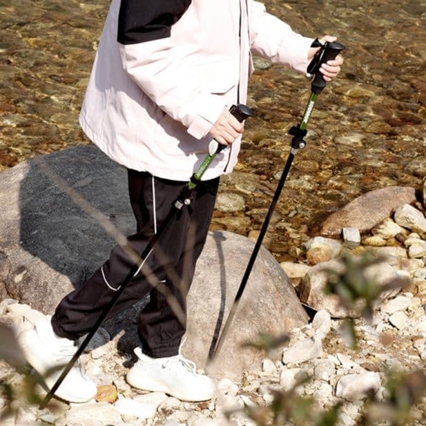 登山の杖 軽量アルミ製トレッキング杖