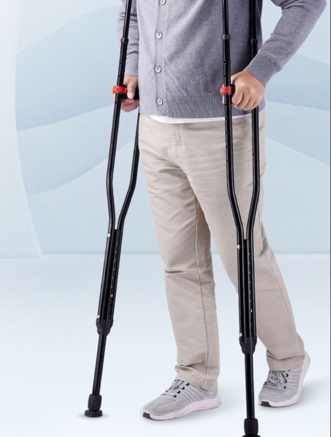 杖 松葉杖 九段階調節アルミ合金製松葉杖