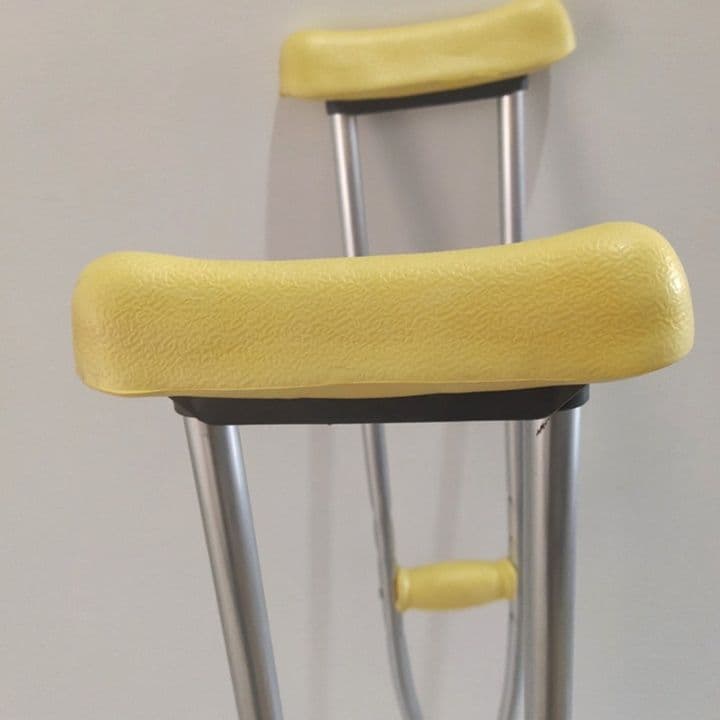 杖 松葉杖 軽量調節可能な医療用松葉杖