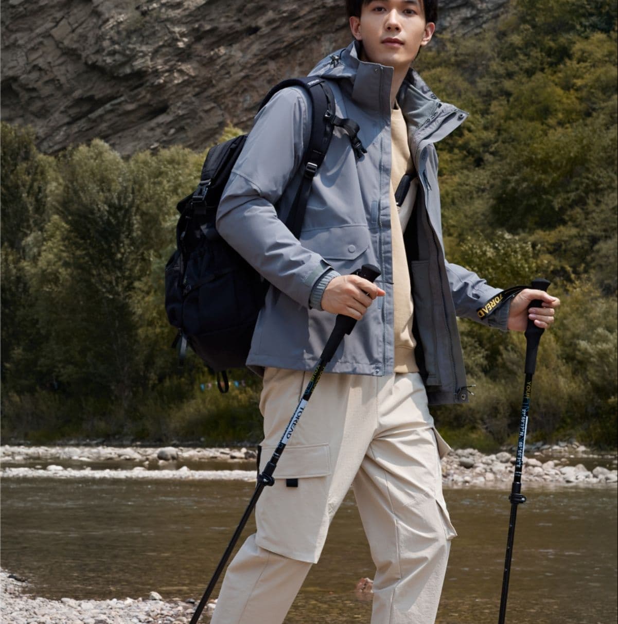 杖 登山の杖 山岳散策用防滑握り杖