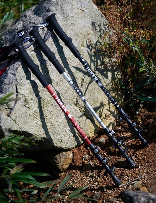 杖 登山の杖 泥除け機能付き多段式トレッキング杖