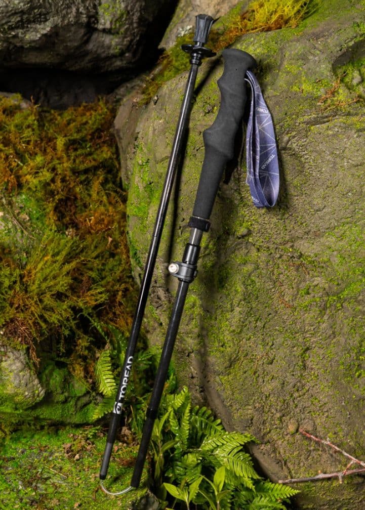 杖 登山の杖 超軽量炭素繊維折りたたみ登山杖