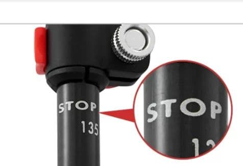 杖 登山の杖 軽量カーボン登山杖 エアウォーカー