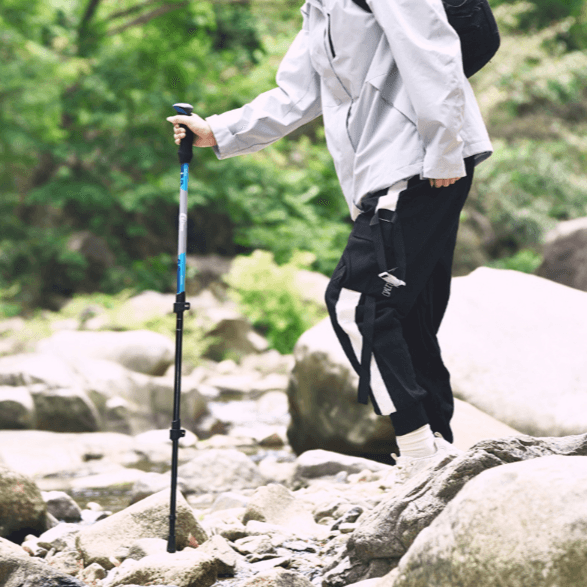 杖 軽量伸縮式登山用歩行支援杖