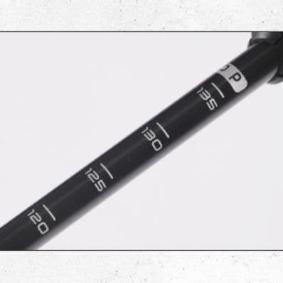 杖 カーボンファイバー×アルミ 三段伸縮 登山の杖