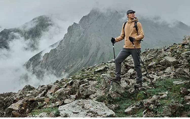 杖 登山の杖 疲労軽減軽量カーボン登山ストック